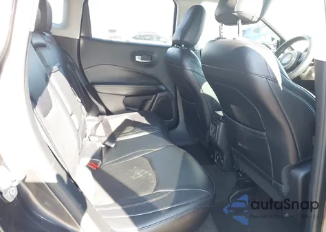 2017 Jeep New Compass Latitude 4X4 from USA, damaged, VIN 3C4NJDBB9HT667415